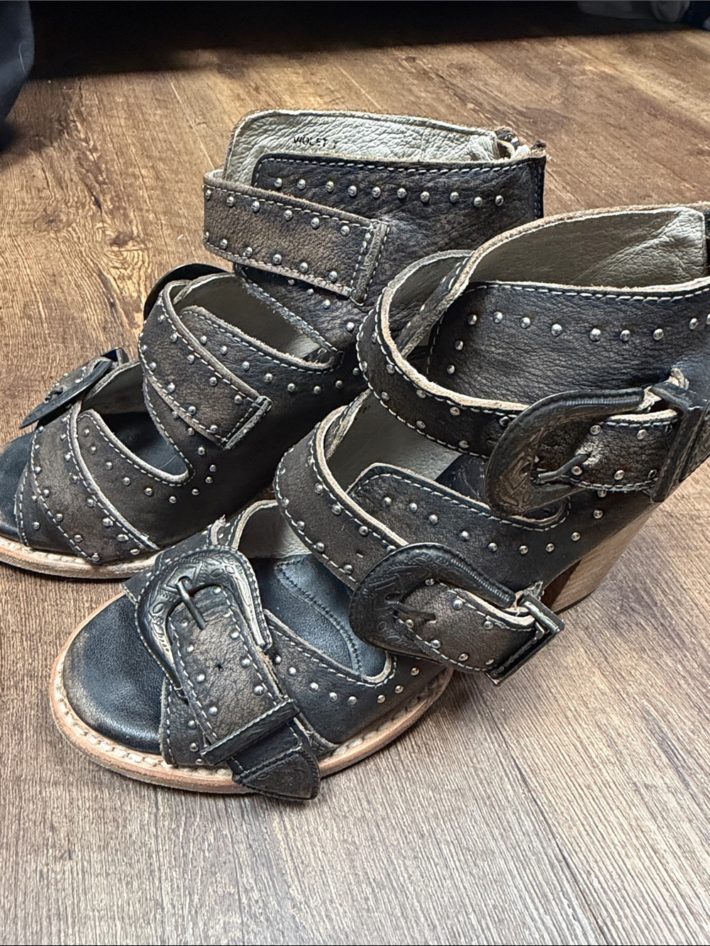 Freebird violet Brown- Black Leather Buckle Heeled Sandals - Women